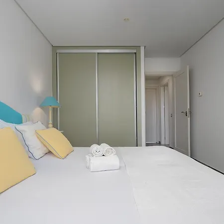Apartamento Elegance W/ Balcony & Pool By Lovelystay *
