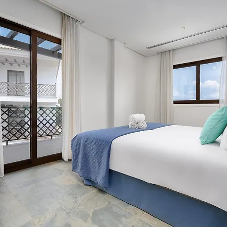 Apartamento Elegance W/ Balcony & Pool By Lovelystay *
